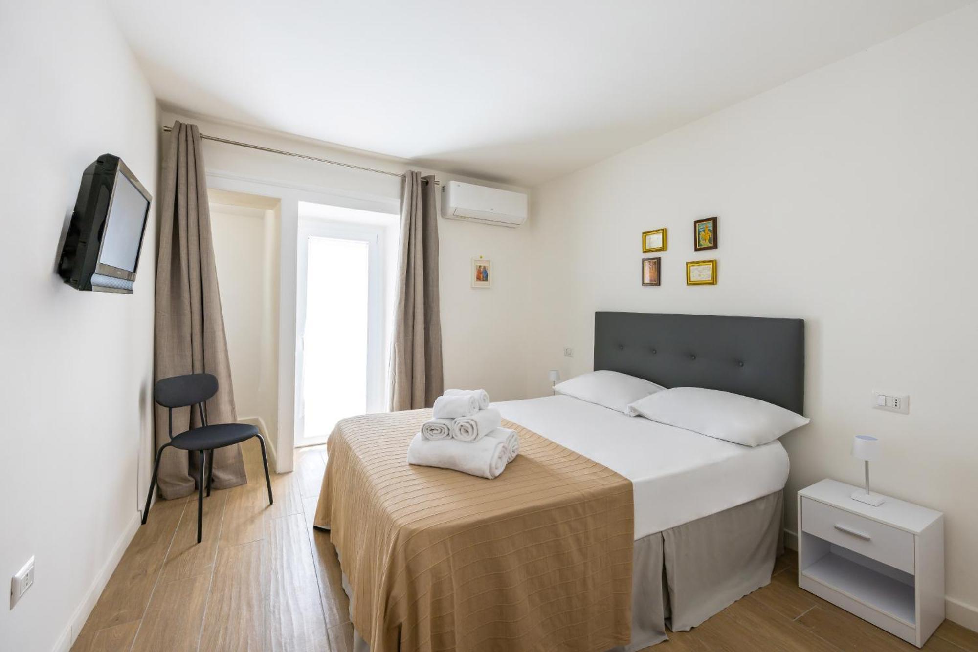 Apartment Terrazza Spaccanapoli By Napoliapartments Naples